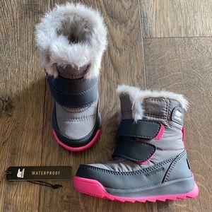 NWT Toddler Sorel Size 5